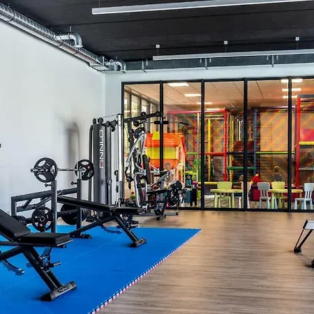 4 Seasons- Basen Wewnetrzny,jacuzzi,sauna,silownia I Kulkoland W Cenie!!! * 科沃布热格