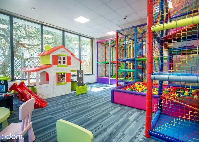 4 Seasons- Basen Wewnetrzny,jacuzzi,sauna,silownia I Kulkoland W Cenie!!! Апартаменты