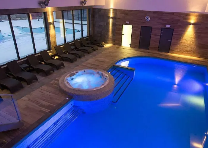 Апартаменты 4 Seasons- Basen Wewnetrzny,jacuzzi,sauna,silownia I Kulkoland W Cenie!!! *