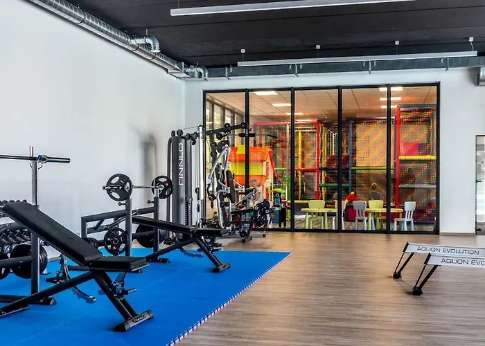 4 Seasons- Basen Wewnetrzny,jacuzzi,sauna,silownia I Kulkoland W Cenie!!! * Колобжег